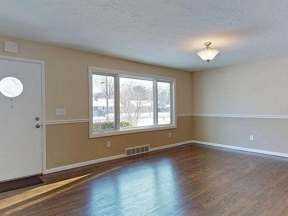 3rd image of 8964 Lindbergh Blvd