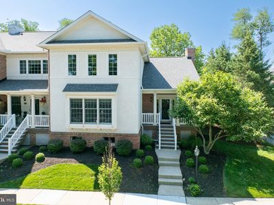 423 Vineyard Ln, Downingtown, PA, 19335