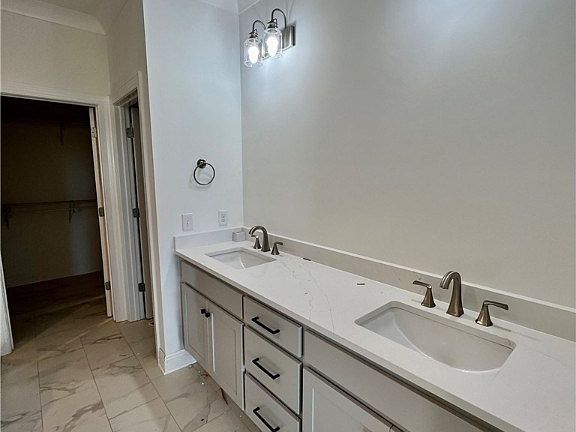 5th image of 11159 Dooley Cir