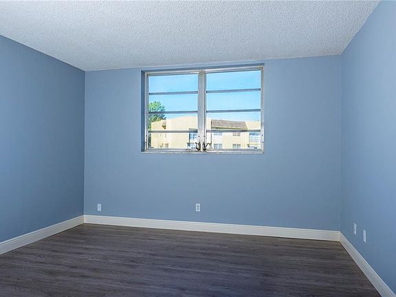 5th image of 5841 NW 61st Ave APT 209