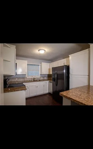2603 Magnolia Dr — Photo 3