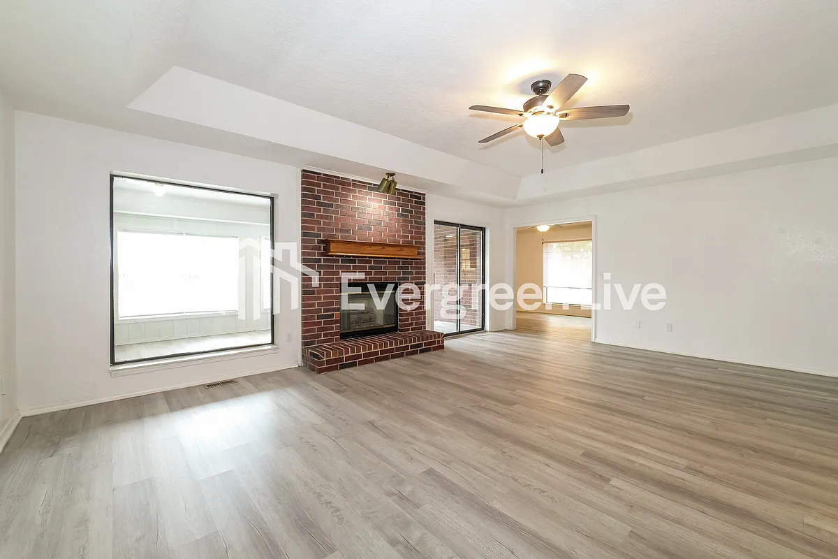 Building Photo - 305 Grand Fork Rd
