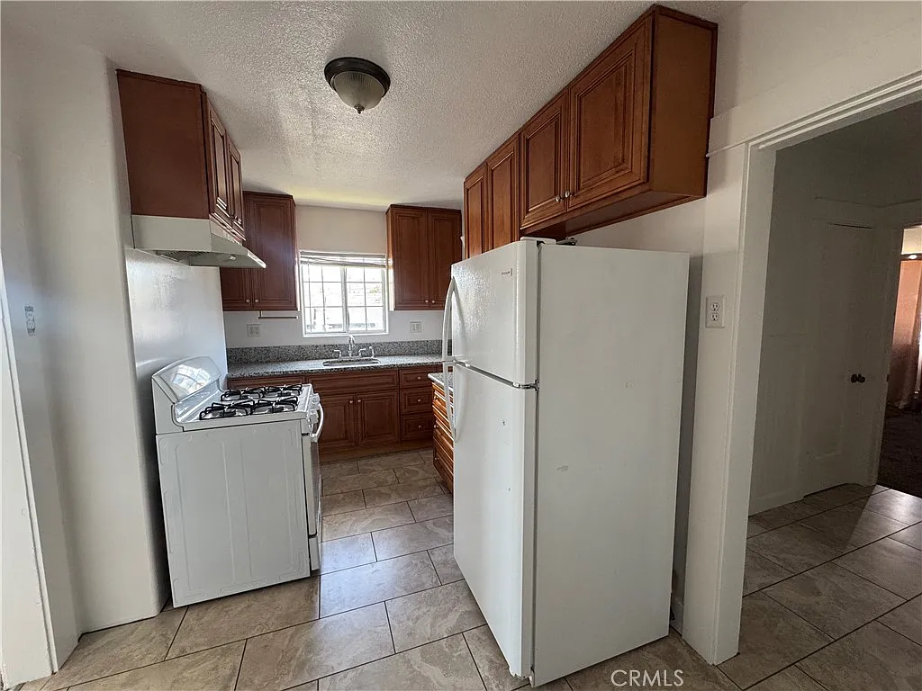 1 bed, 750 sqft, $1,995 — Photo 4