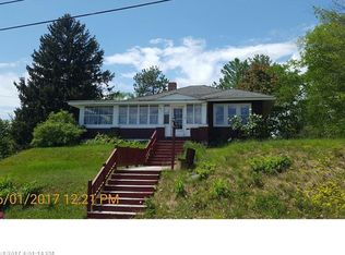 78 School St, Millinocket, ME 04462