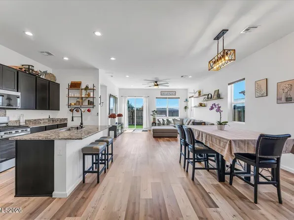 2415 Metolius Dr, Sparks, NV 89436