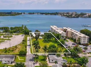 670 Oak St, Boynton Beach, FL 33435