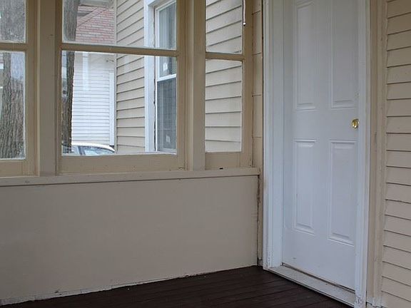 2nd image of 859 Emerson Ave