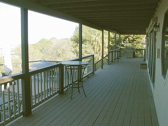 Deck - grnd level