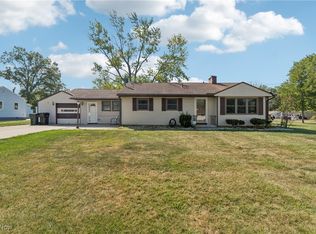 411 Metcalf Rd, Elyria, OH 44035