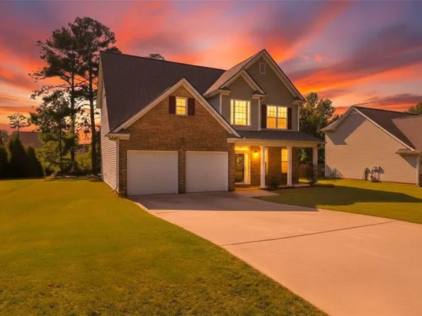 140 Revolutionary Dr, Hampton, GA 30228