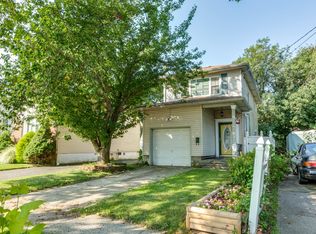 79 A Old Broadway, New Hyde Park, NY 11040