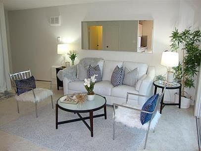 3rd image of 928 Peninsula Ave APT 303