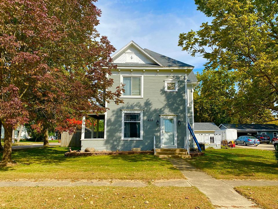 1st image of 210 Lake St E