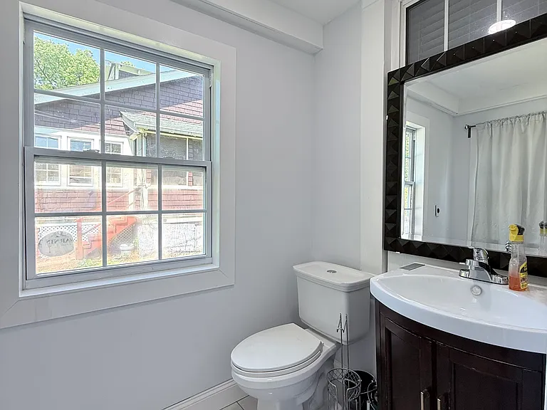 4204 Kennedy St — Photo 14