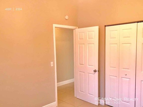 4th image of 7521 SW 7th Pl