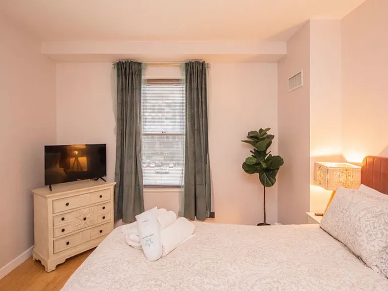 922 Beacon St #23C — Photo 15