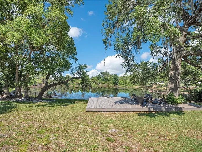 1041 Tuscany Pl — Photo 31