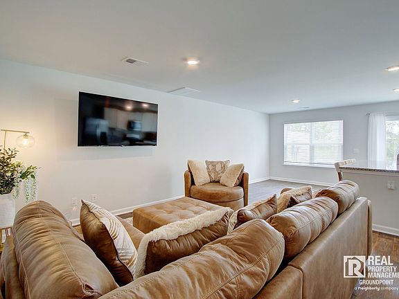 5th image of 174 Haventree Ct