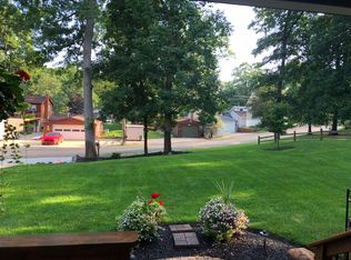 12101 Weiman Dr, Pinckney, MI
