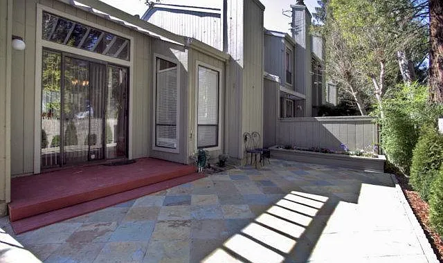 240 Flynn Ave — Photo 4