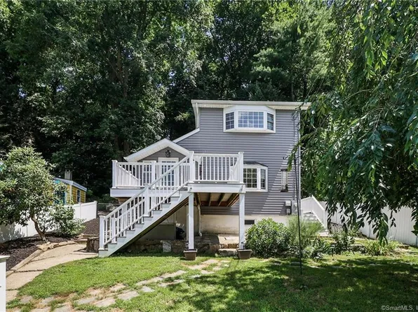 44 Lavelle Avenue, New Fairfield, CT 06812