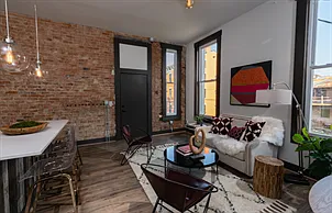 1533 Elm Street — Photo 17