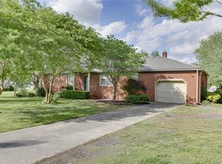 1336 Land Of Promise Rd, Chesapeake, VA 23322