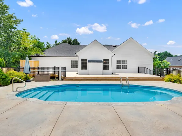 2118 Sue Ln, Spring Hill, TN 37174