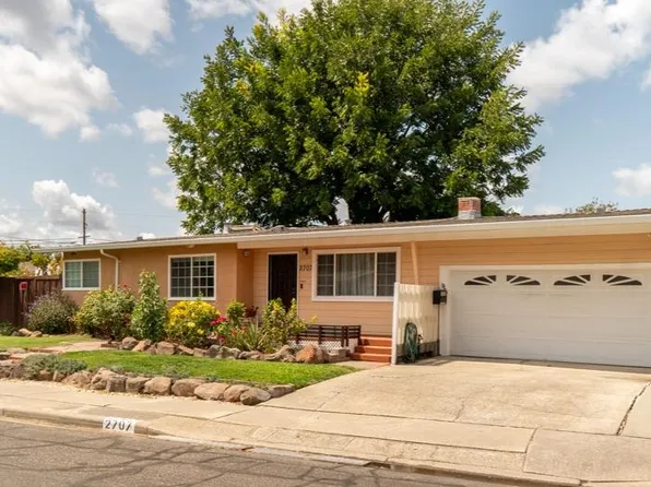 2707 Courtland Dr, Concord, CA 94520