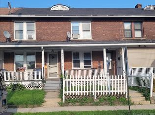 726 Brooks St, Bridgeport, CT 06608