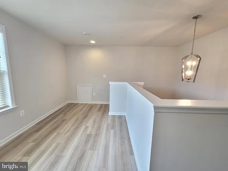 22320 Plover St — Photo 9