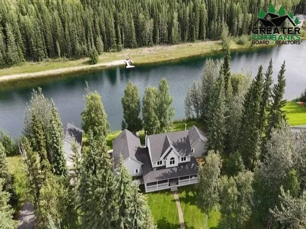 3350 Aileron Ct, North Pole, AK 99705