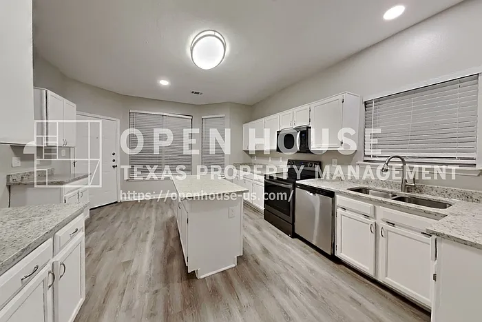 7202 Gillon Dr — Photo 4