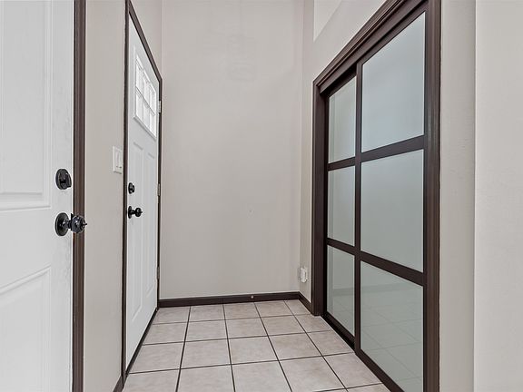 2nd image of 5840 Windy Knoll Dr