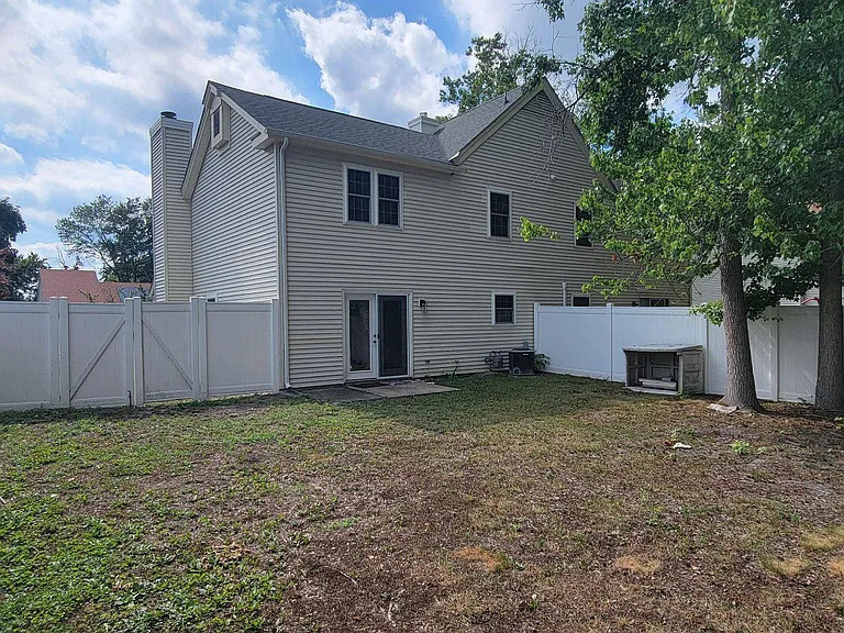 9 Stoney Dr — Photo 6