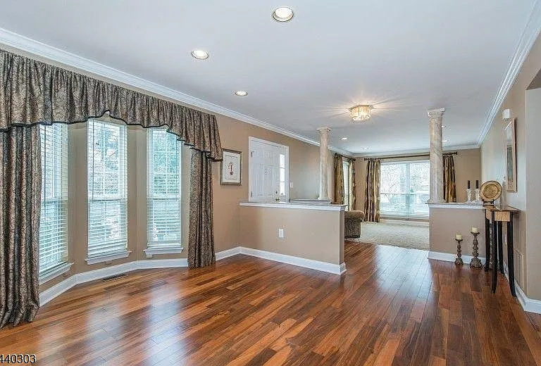 84 Constitution Way — Photo 3