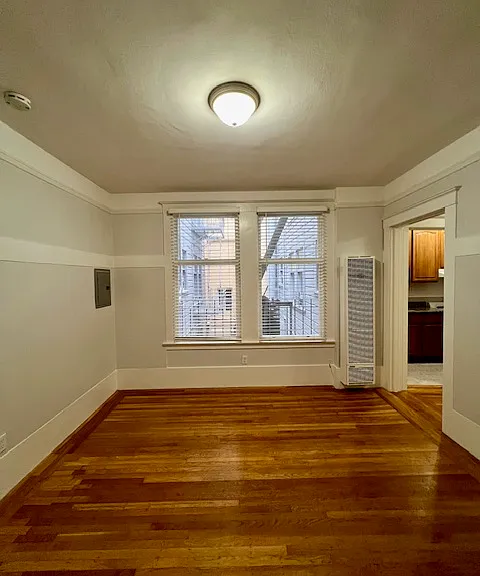 1010 Hyde St., — Photo 3