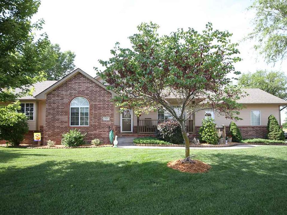 1st image of 123 W Primrose Ln