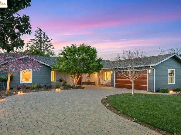343 Lunada Ct, Los Altos, CA 94022