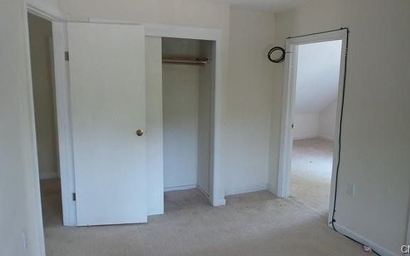 4th image of 67 Leroy St