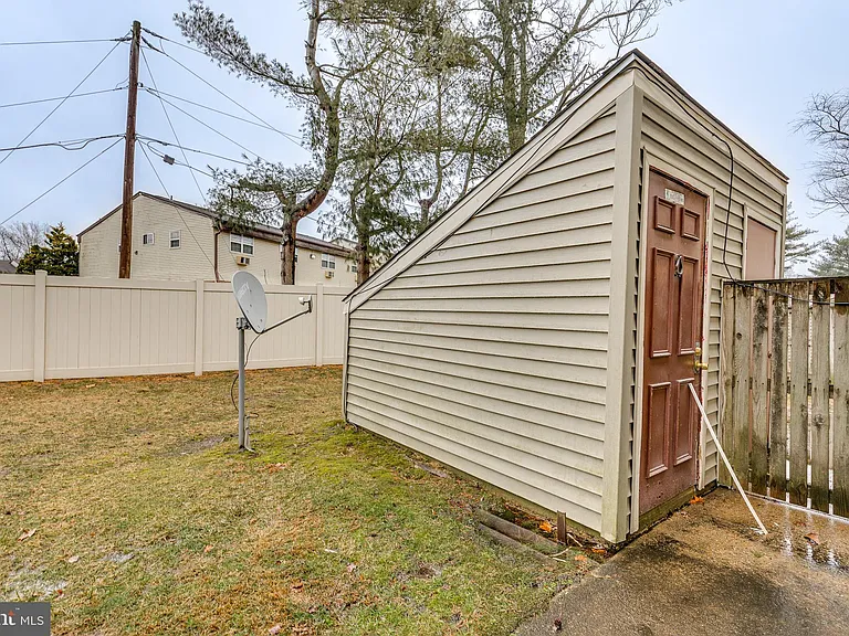 705 Mason Run — Photo 33
