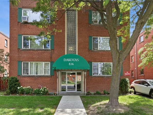 836 Concession St #310, Hamilton, ON L8V 1E2