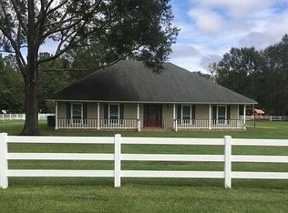 9574 L D Erwin Rd, Denham Springs, LA 70706