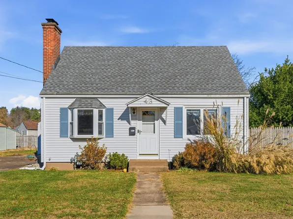 43 Salem Road, Manchester, CT 06040