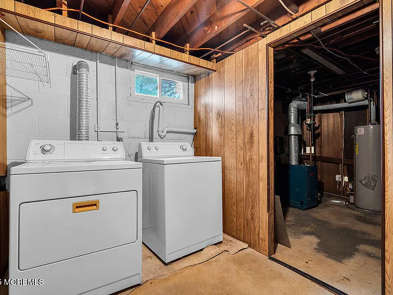 918 Charles Dr — Photo 33