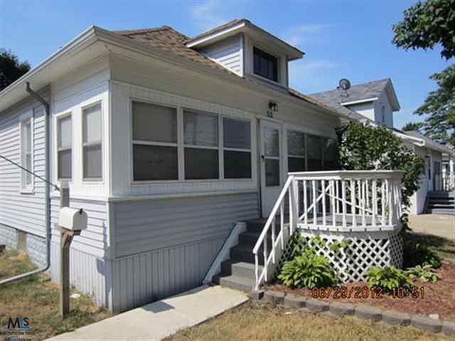 1st image of 53 Parkview St