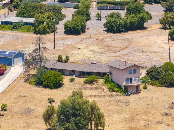 1968 Flume Dr, El Cajon, CA 92021