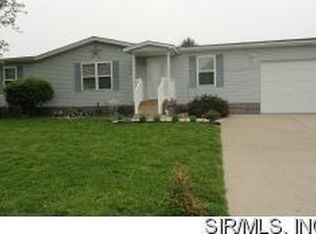 30 Bernard Ln, Belleville, IL 62221