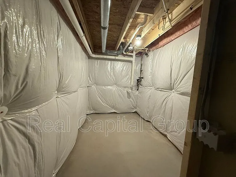 106 South Dr — Photo 15