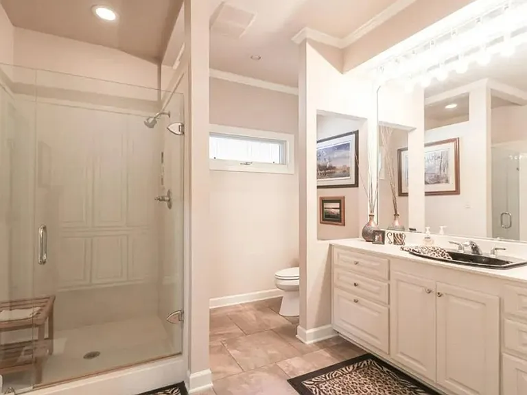 2100 Paula Dr — Photo 13